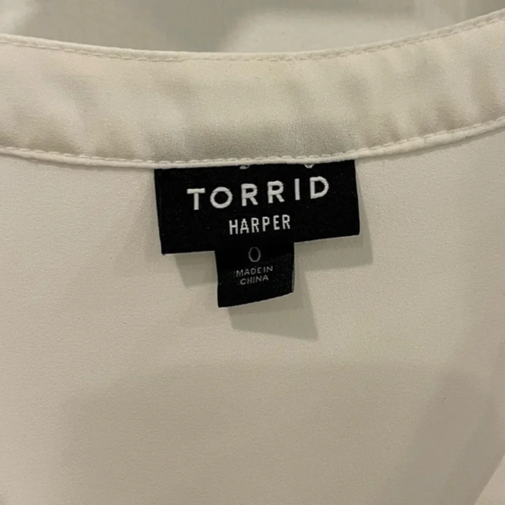 Torrid | Semi Sheer White Chiffon Blouse - Picture 12 of 15